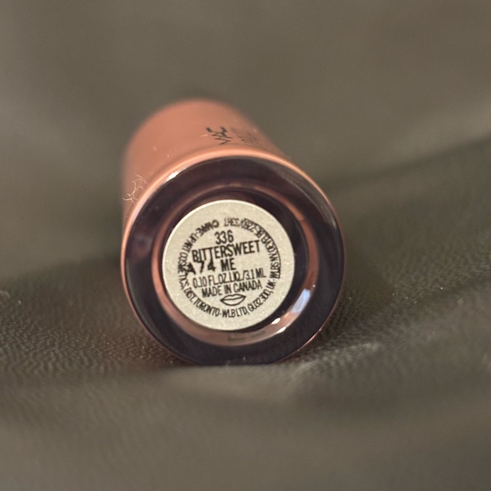 MAC Cosmetics Lipglass- Bittersweet - Picture 3 of 4